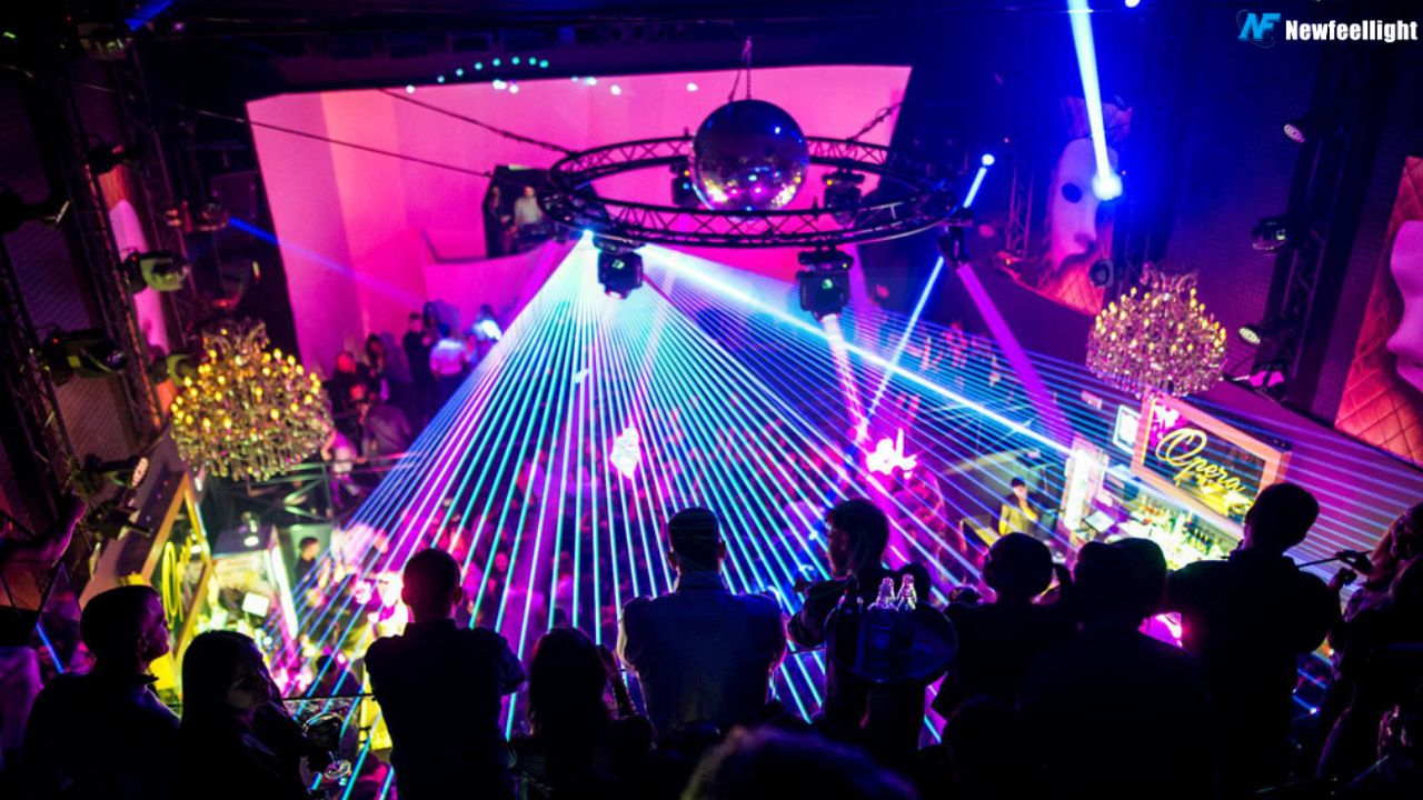 Best Nightclub Lights – Glimmering Essentials for Any Dance Floor