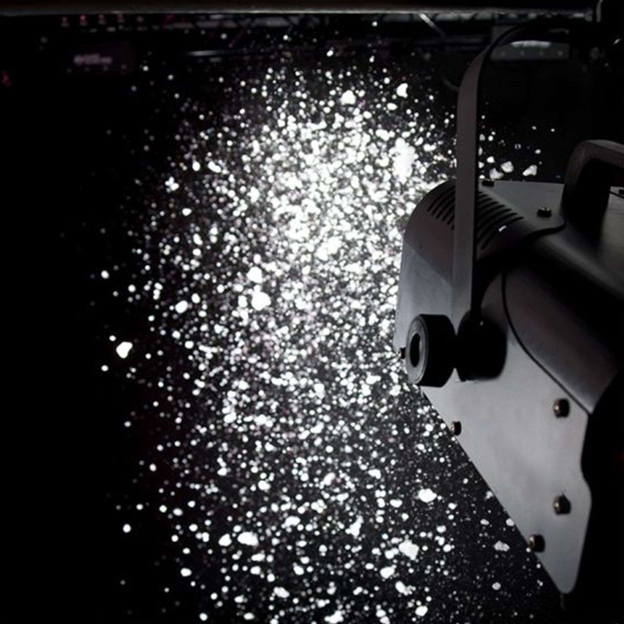 1650W Snow Machine for Wedding Portable Artificial Snow Maker with Remote Control
